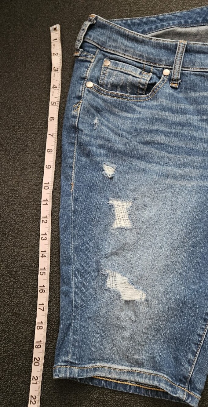 Torrid Distressed Light Blue Denim Bermuda Shorts Size 12 - Picture 3 of 8